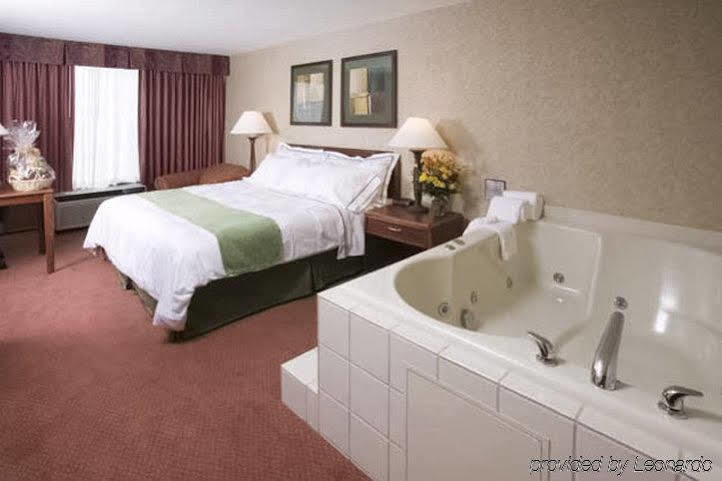Rodeway Inn Akron Pokój zdjęcie